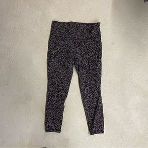 Athleta 7/8 salutation Stash pocket leopard print